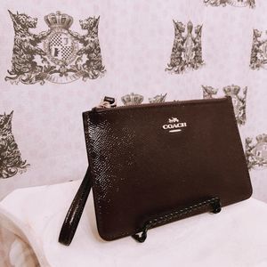 🍫🍷Coach Wristlet🍷 🍫